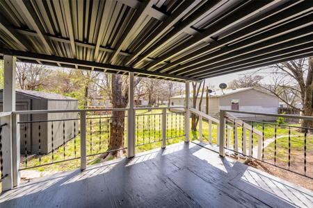 318 Spring Valley Street