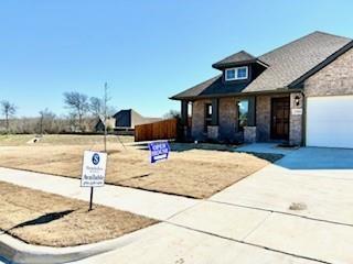 2504 Argyle Lane