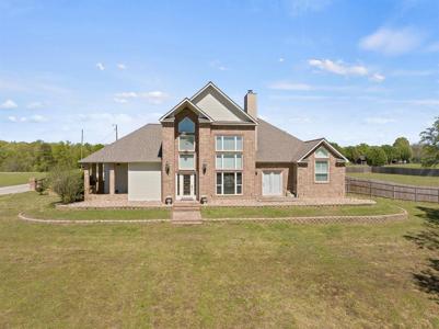 120 County Road 2330