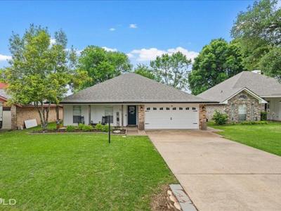 225 S Parkridge Drive