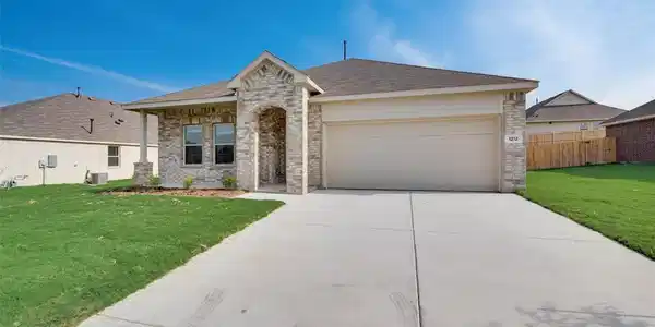 1212 Almond Drive