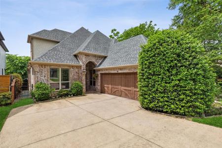 7306 La Vista Drive