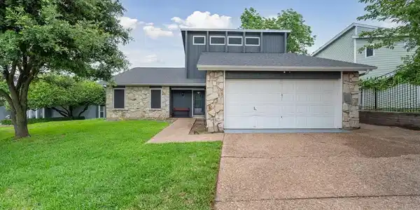 536 Harbor Circle