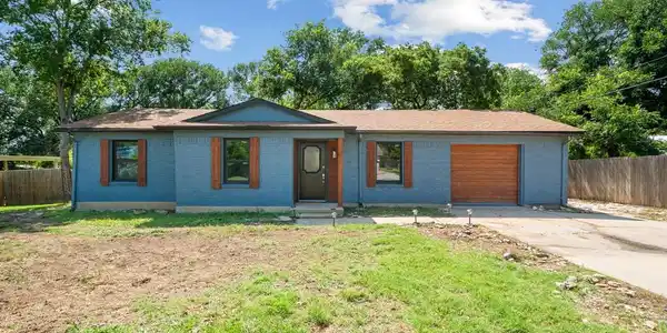 100 Gordon Drive