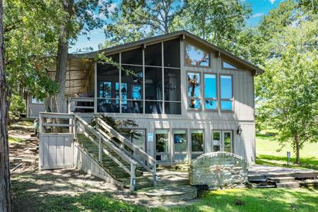 129 Hillcrest Drive