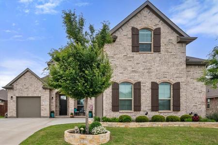 10512 Firefly Court