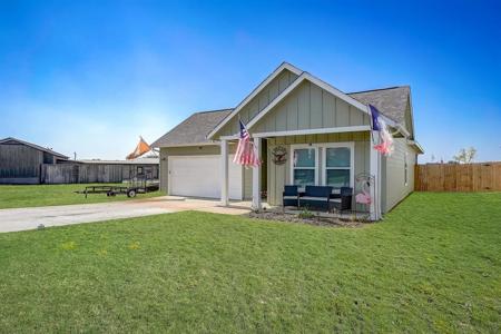 7309 Mistletoe Trail