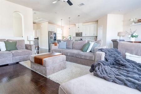 2670 Venice Drive