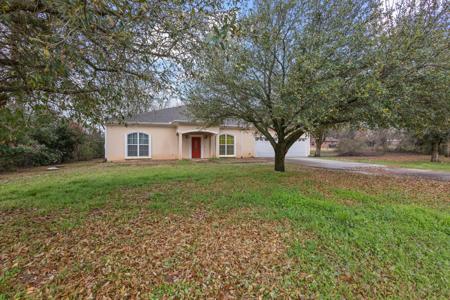 131 Pecan Place Lane