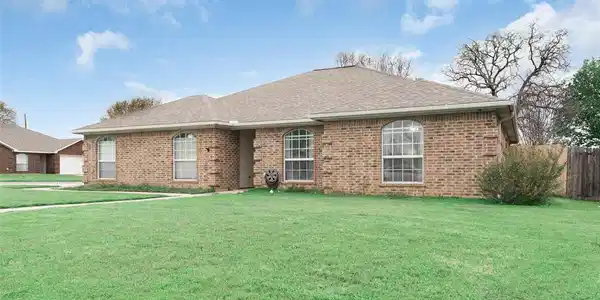 601 Oak View Court