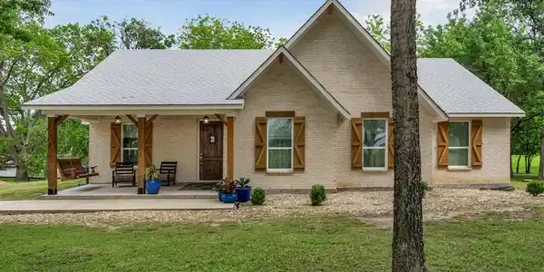 215 Starcrest