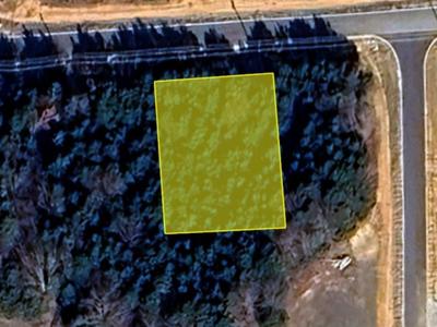Lot 33, Pine Hills