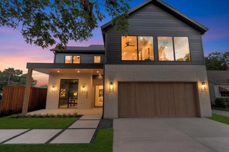 9038 Santa Clara Drive
