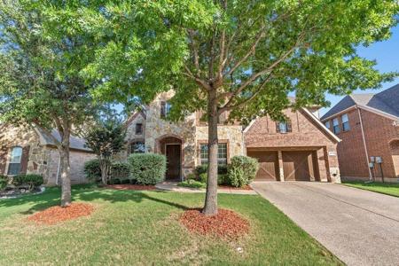 2775 Bridgewater Drive