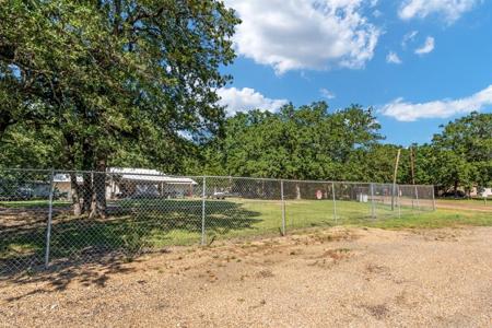 169 Golden Oaks Drive