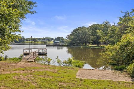 207 County Road 1215