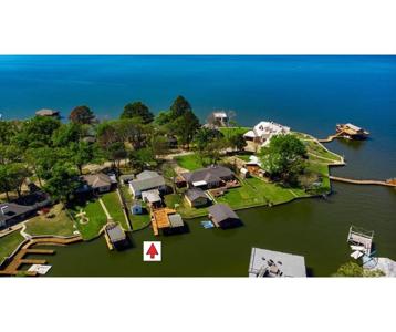 126 Maples Trail