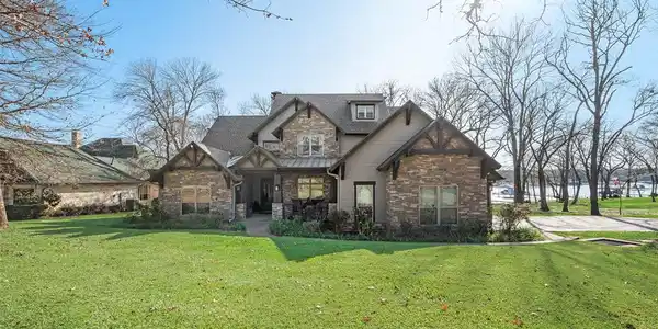 270 Stonewall Drive