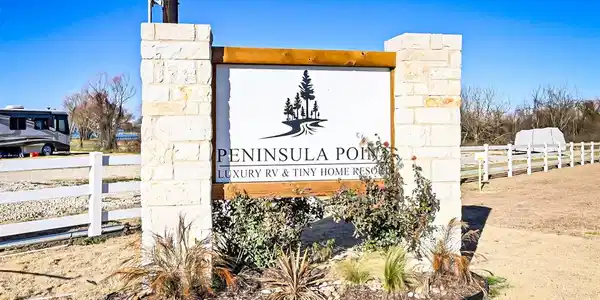 L 176 Peninsula Point
