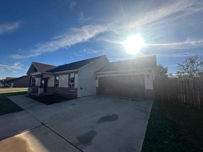 2405 Creek Drive