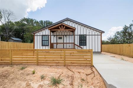 5815 Lake Granbury Trail