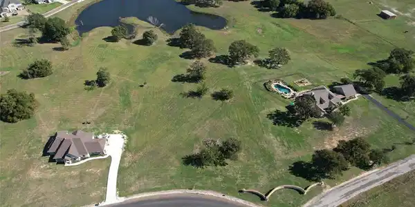 100 Vista Ridge