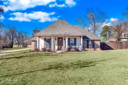 4101 Periwinkle Lane
