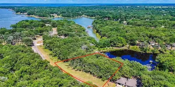 Lot 40 April Cove