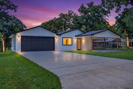 127 Camino Robles