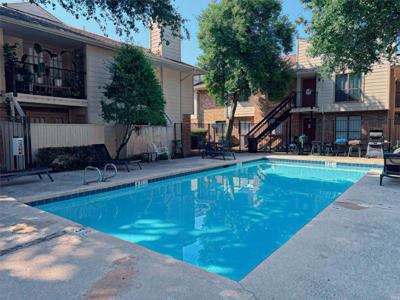 6646 E Lovers Lane