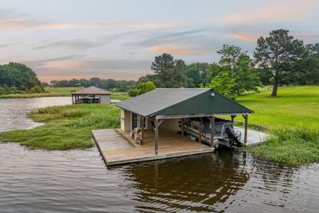 5327 Dusty Road