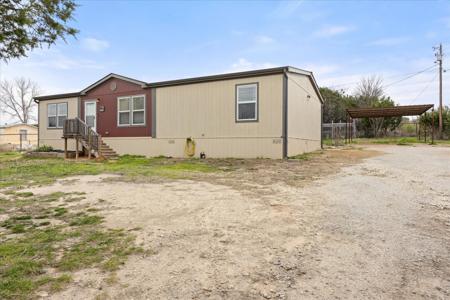 4436 Poplar Drive