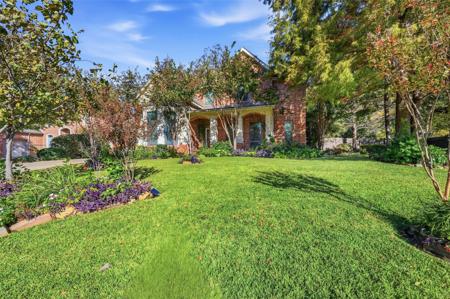 6796 Lakefront Drive