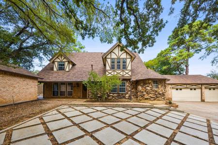 313 Post Oak Drive