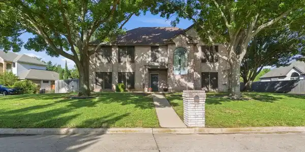1936 Spinnaker Lane