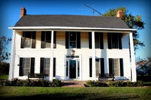 795 Hillcrest