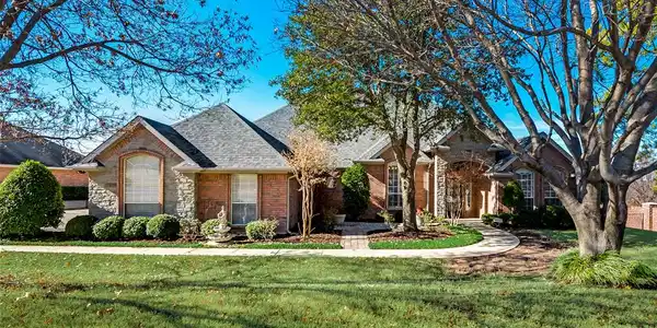 7400 Eagle Ridge Circle