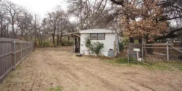 1629 Gale Court