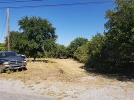 2653 Edgecliff Court