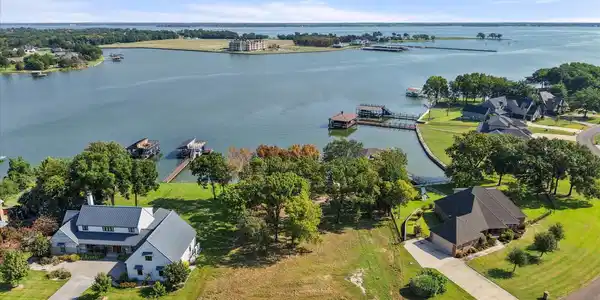 Lot 326 The Shores Dr