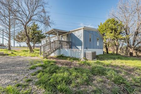 215 Hillside Drive