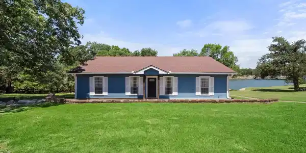 3010 Emmons Circle