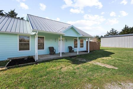 404 Willow Drive