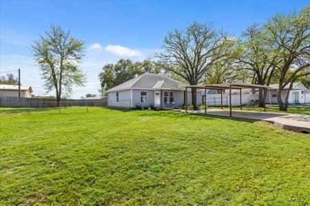 1813 Pioneer Road
