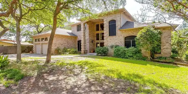 9433 Dickson Road