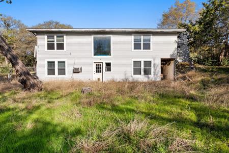 110 Private Road 129