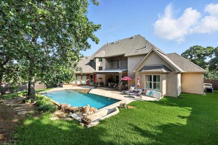 3409 Cantebury Drive