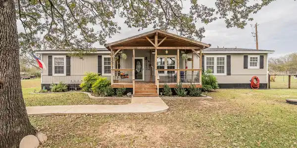 118 Private Road 4850