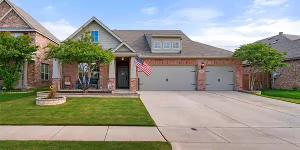 1461 Lakeview Drive