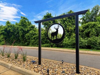 426 Deer Point Cove